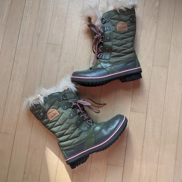 Sorel Winter Boots Waterproof Insulated Pink Green - Picture 1 of 7